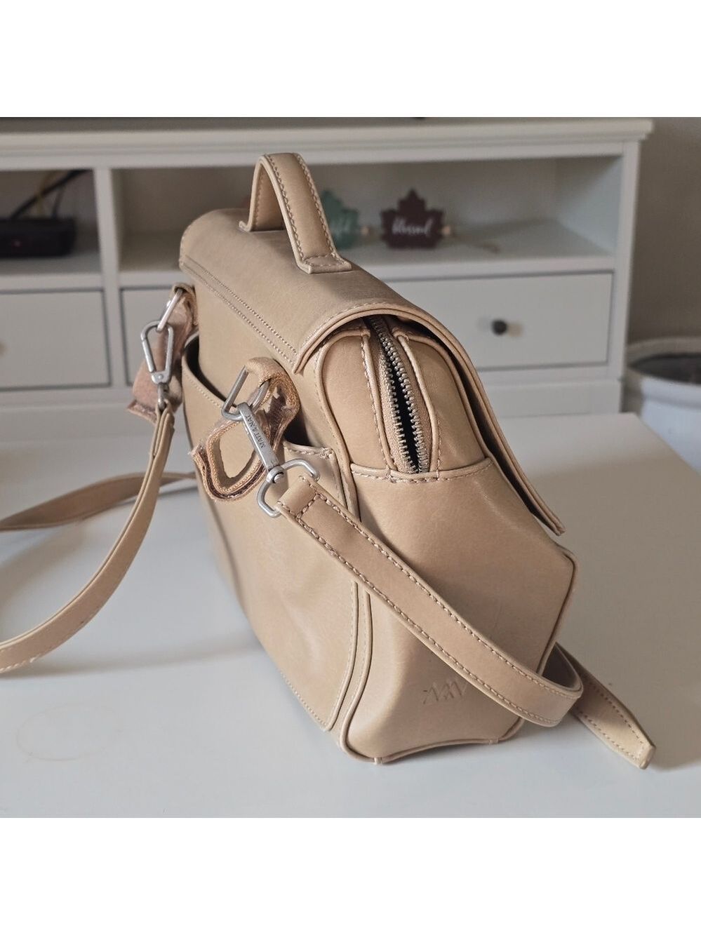 Matt & Nat Elegant Tan Cross Boby Vegan Handbag - Picture 6 of 9
